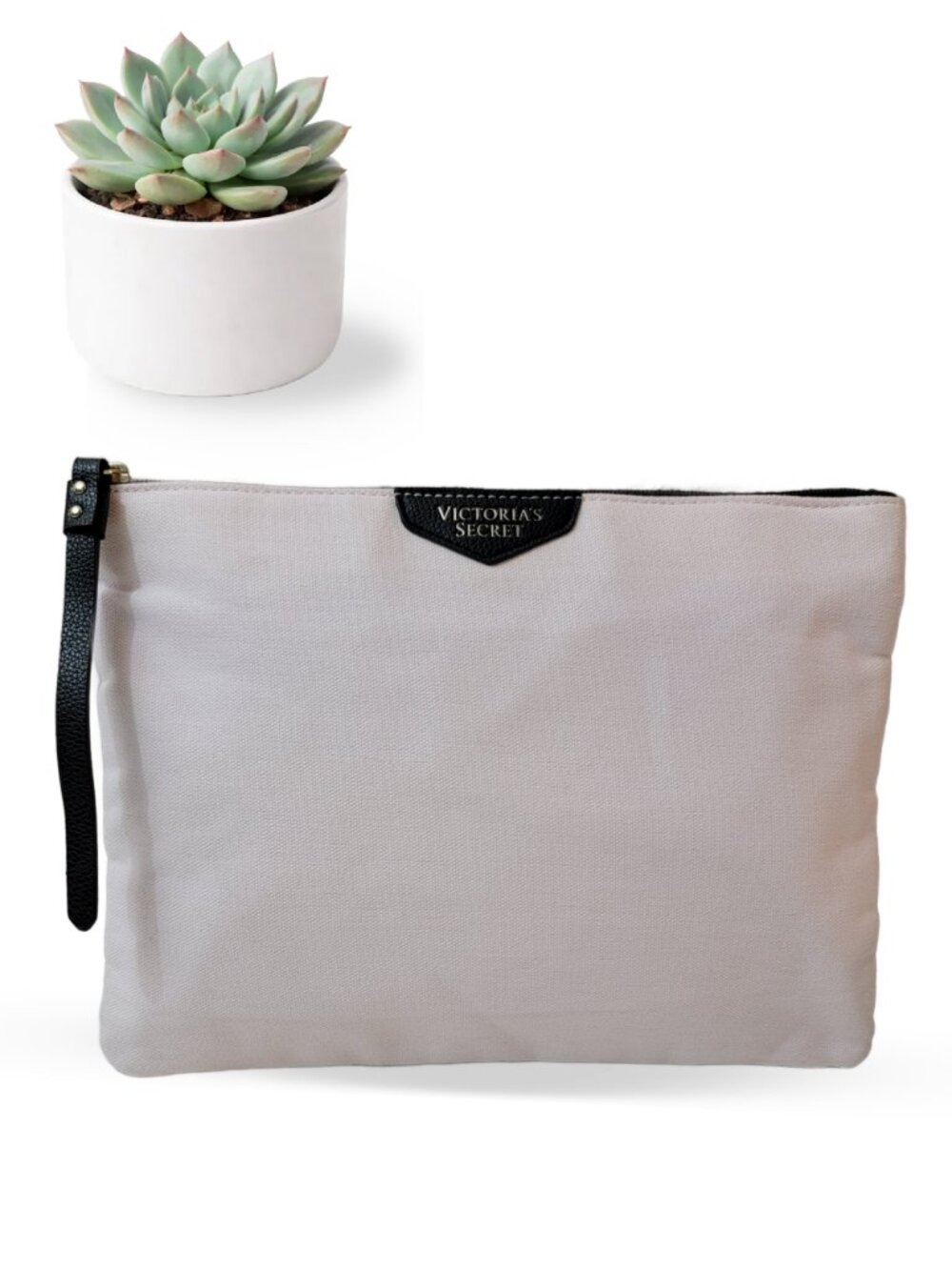 Victoria’s Secret Blush Pink Cosmetic Pouch Zip Bag